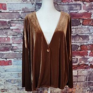 Marla Wynne Stretch Velvet Swing Jacket.